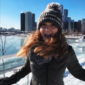 Meet your Posher, Hannah